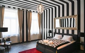 Highlight Apartment St Charles Church